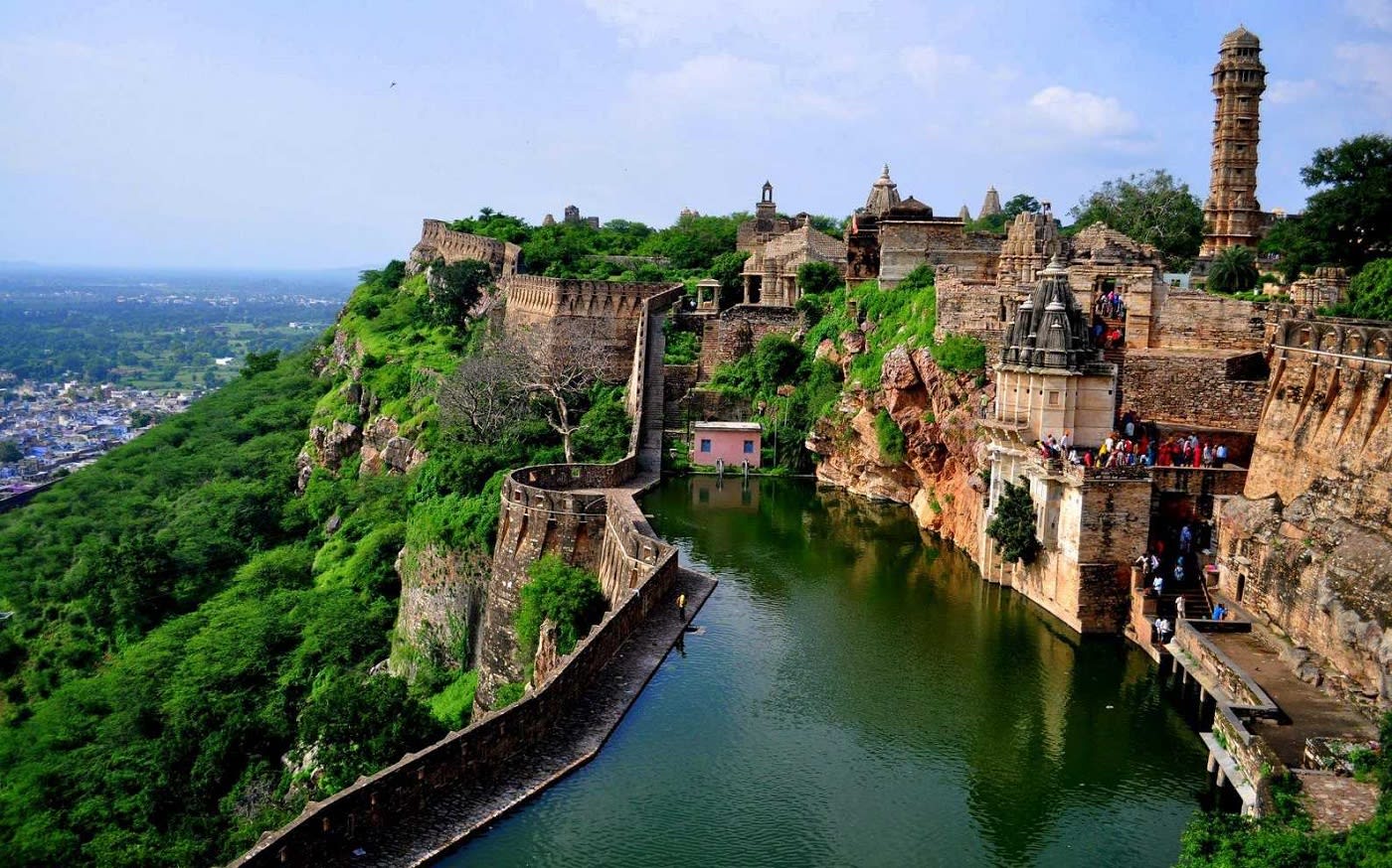 UDAIPUR & KUMBHALGARH